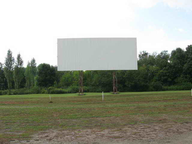 Hi-Road Drive-In - 2000S Photos (newer photo)